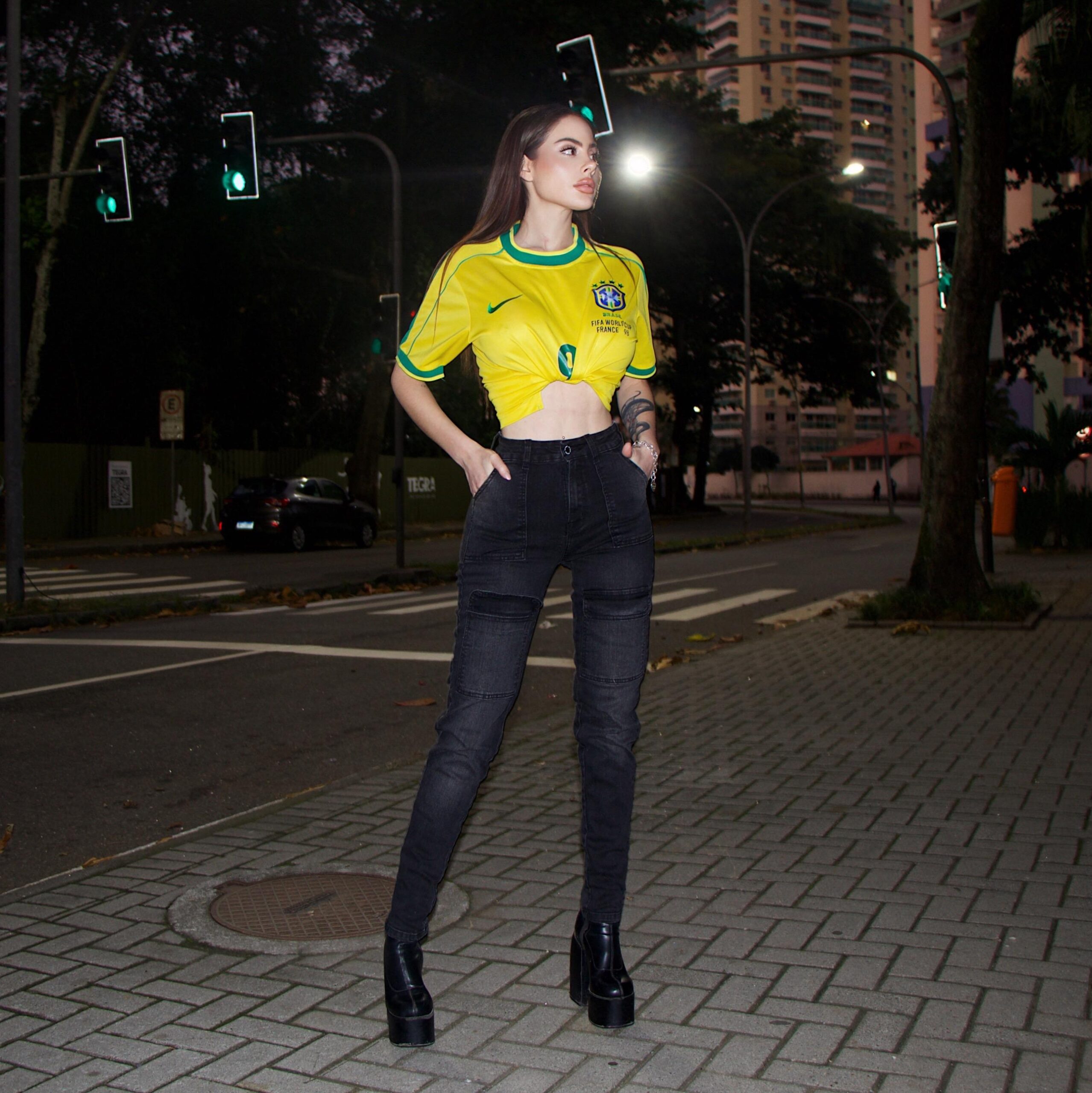 Jeans W. Cargo Black Desgastado