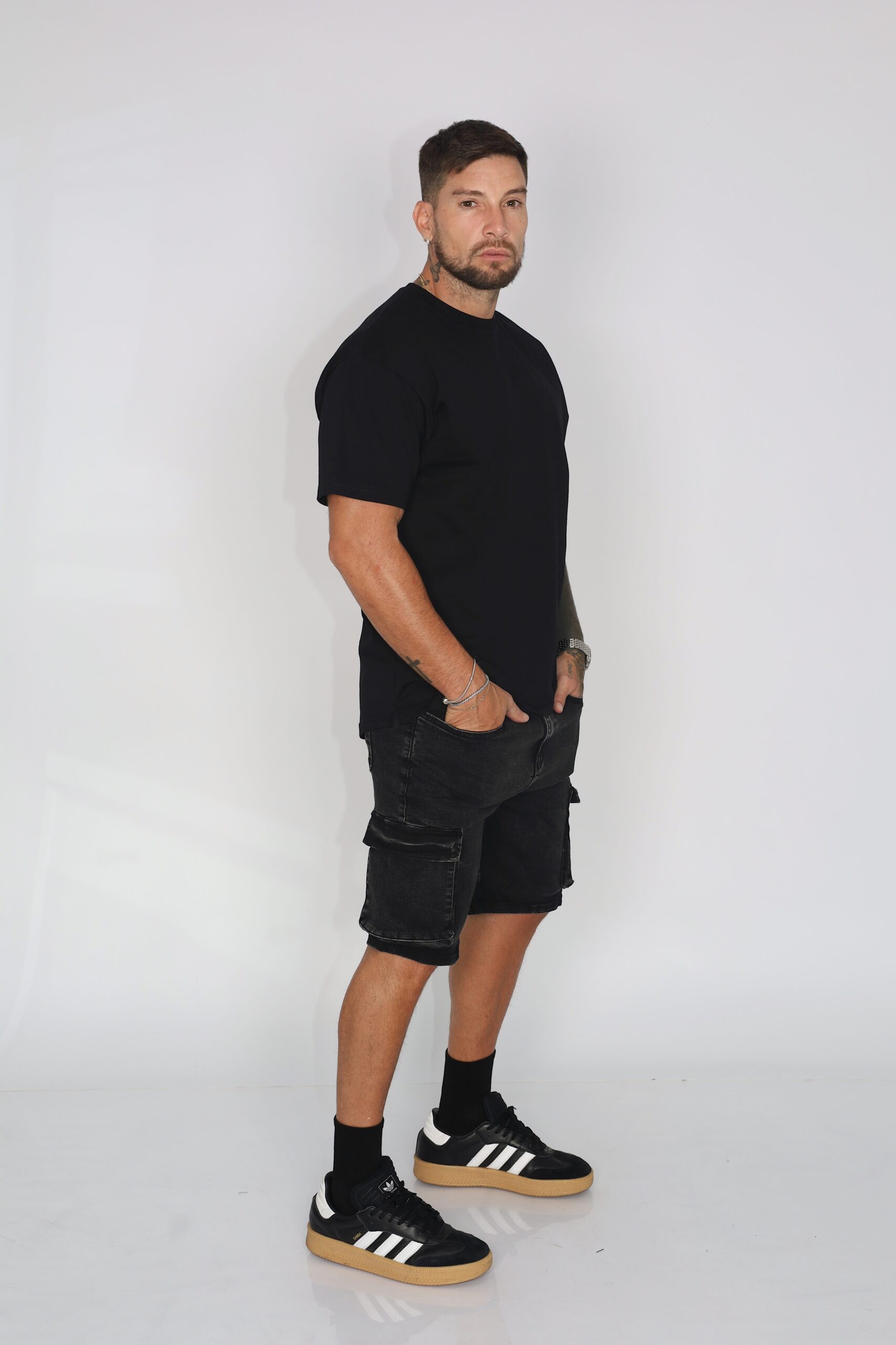 Short Men Cargo Black - Vista 4